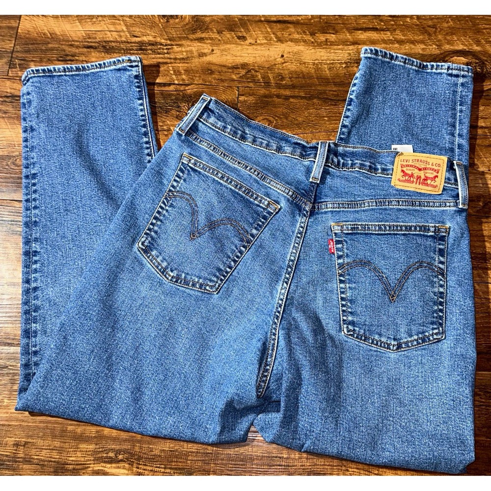Levi's Wedgie High Rise Button Fly Straight Leg Stretch Jeans Women's Size 32